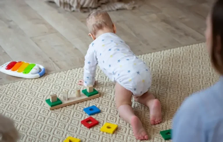 newborn Tummy Time - playken